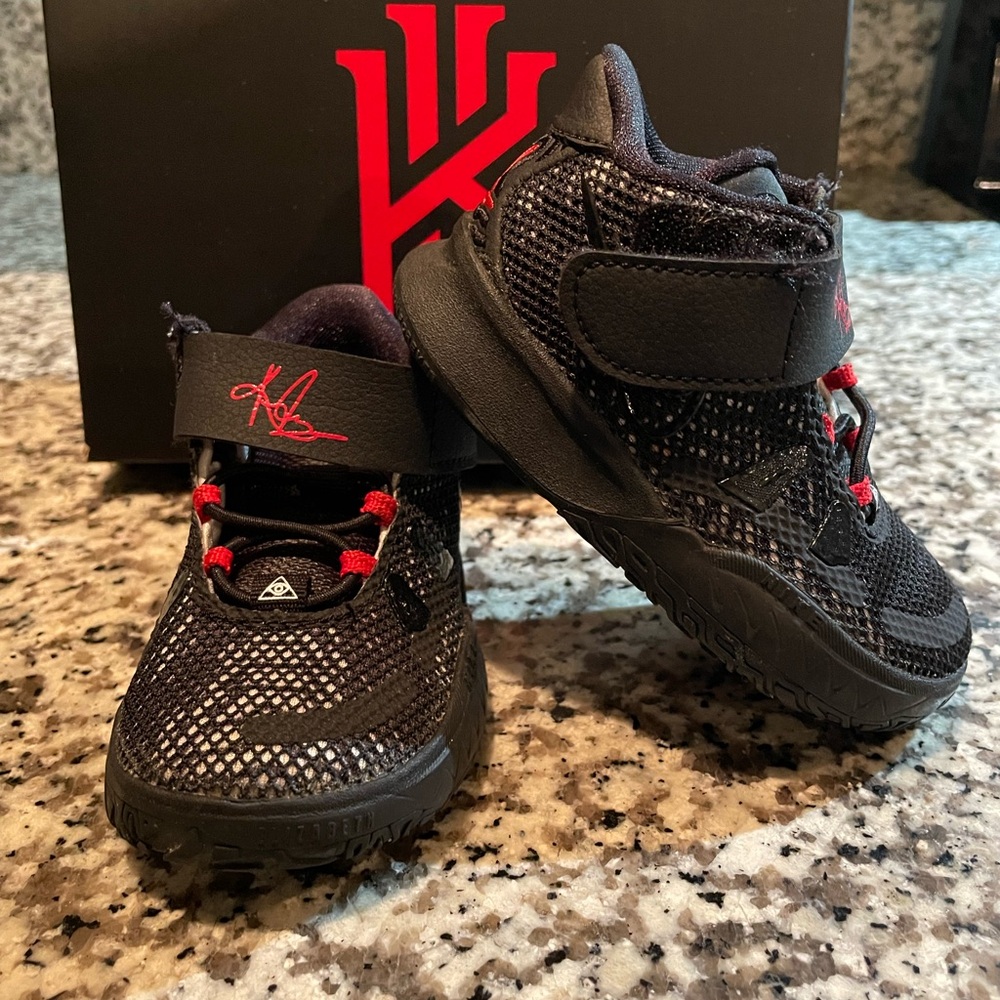 Kyrie 7 Baby Sneakers Size 5C